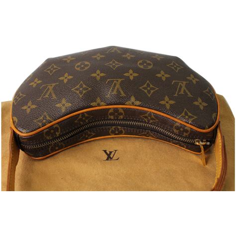 louis vuitton croissant bag pm